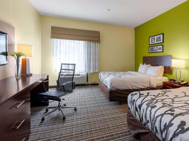Sleep Inn & Suites Harbour Pointe Brandermill Exterior foto