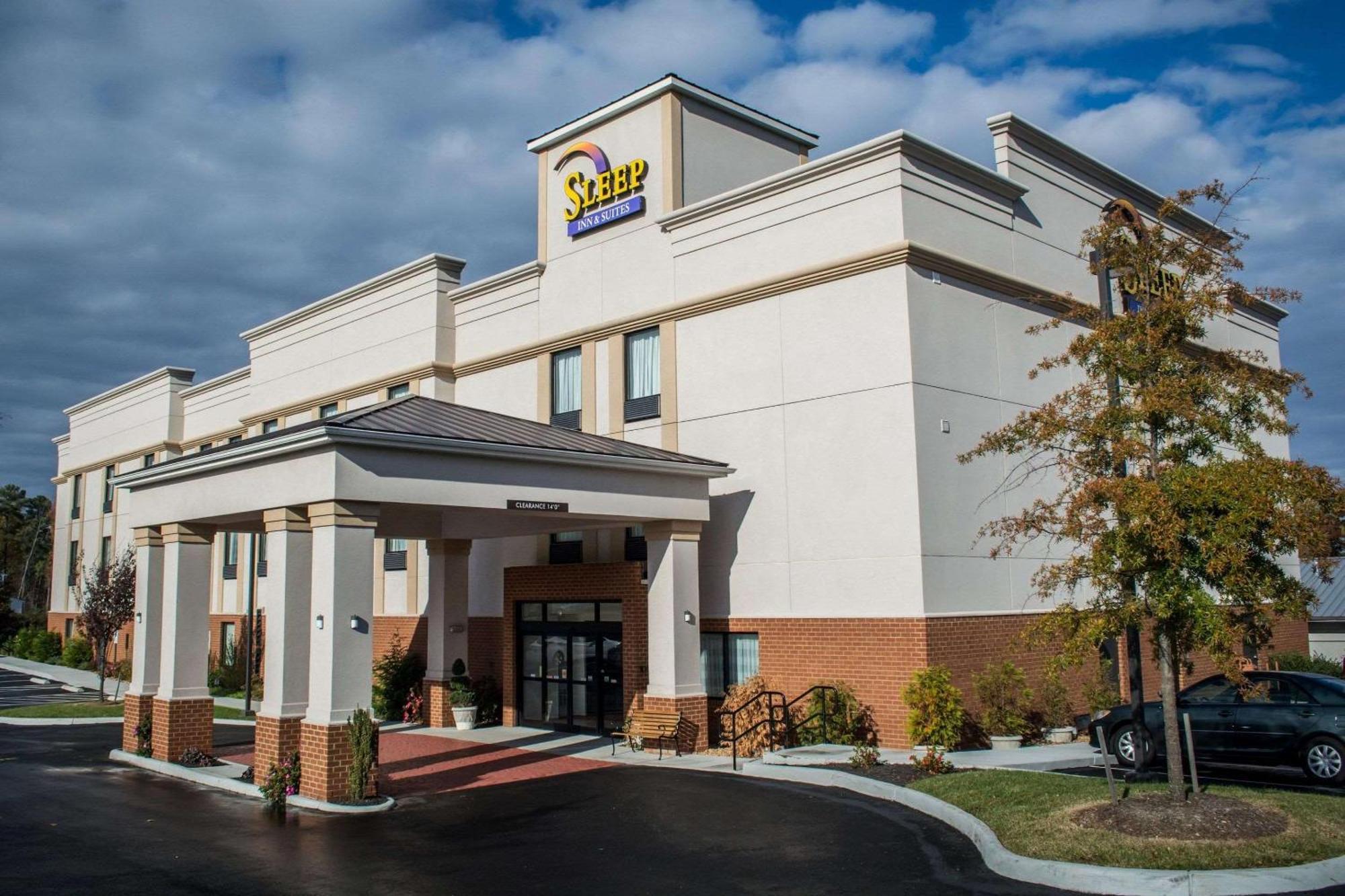 Sleep Inn & Suites Harbour Pointe Brandermill Exterior foto